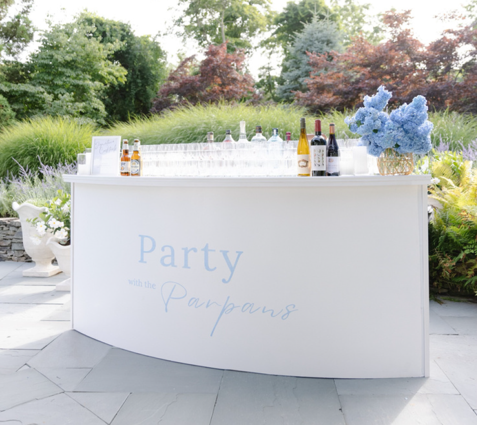 Modern White Curve Bar