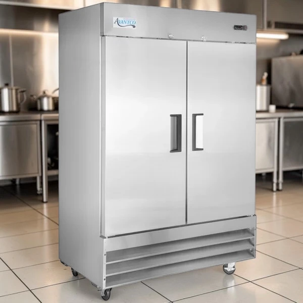 Double Door Reach-In Refrigerator (1) Double Door Reach-In Refrigerator